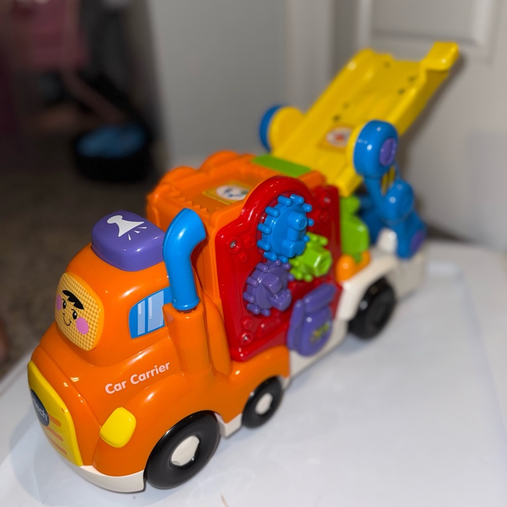 ❤️‍🔥FWP~ Vtech Colorful Car Carrier Toy